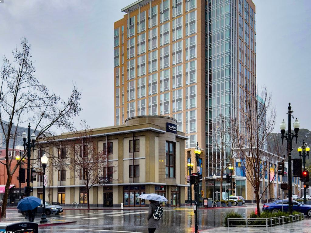 ការយល់ដឹងអំពីនិន្ទានៃព្រឹត្តិការណ៍ស្នាក់នៅ