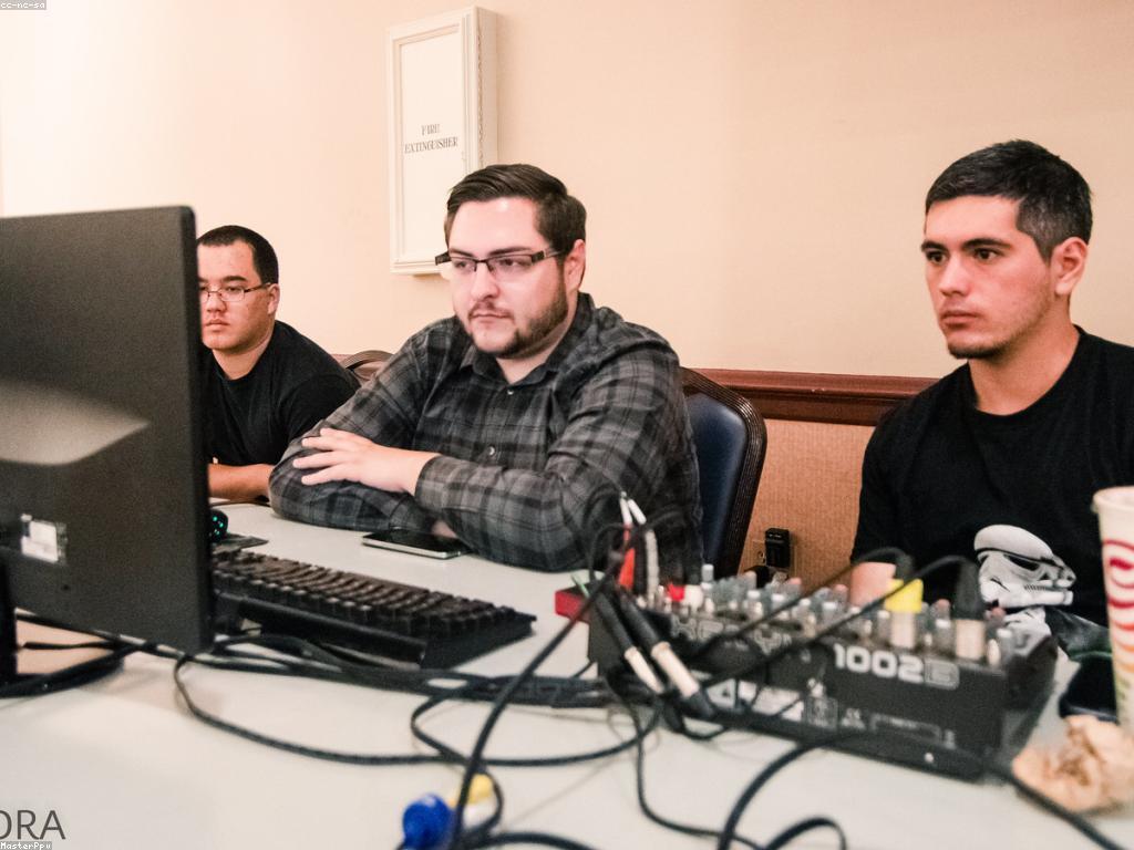 ការប្រកួតនិងការផ្តល់ជូន: ទិដ្ឋភាពទាក់ទាញនៃការលេងហ្គេម